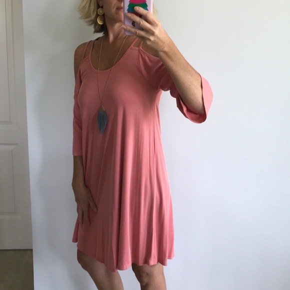 Cold Shoulder Dress - Picture 5 of 8